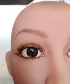 Zwarte ogen sex doll